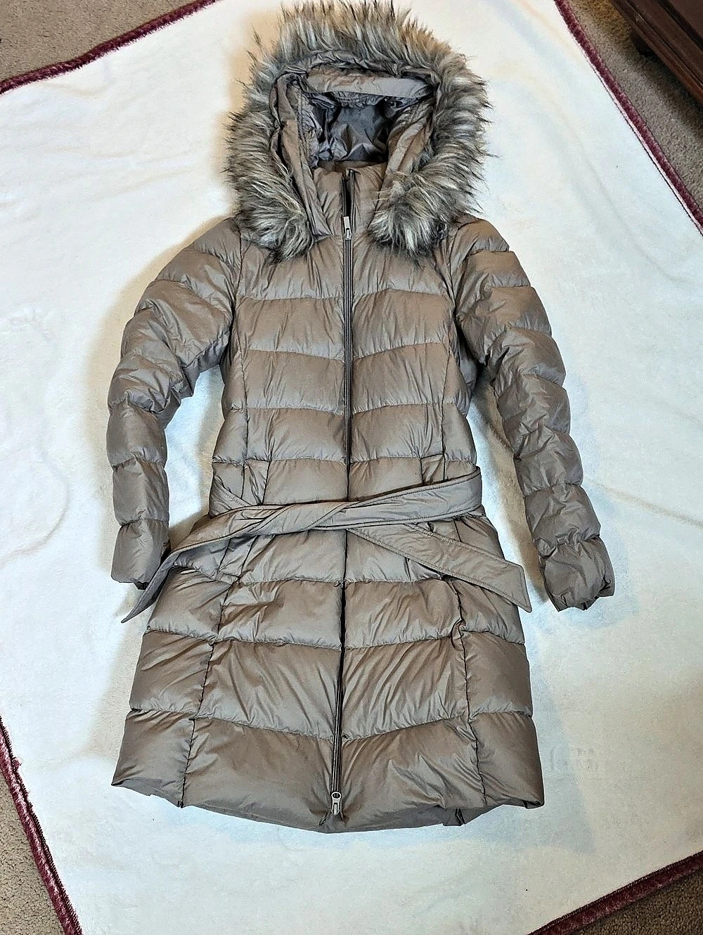 Uniqlo Ultra Light Down Hooded Belted Coat Brown XS